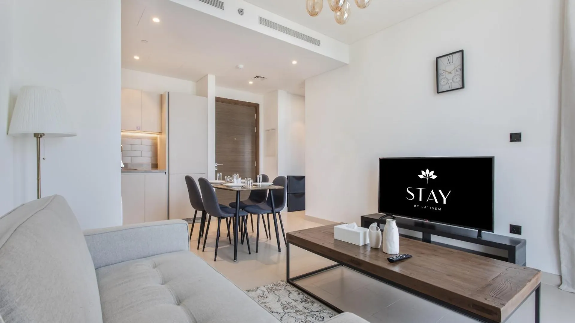 Stay By Latinem Luxury 1Br Holiday Home Cv B1311 Near Burj Khalifa Dubai 0*,
