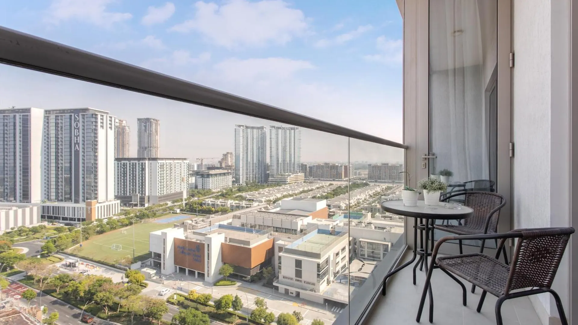 Stay By Latinem Luxury 1Br Holiday Home Cv B1311 Near Burj Khalifa Dubai